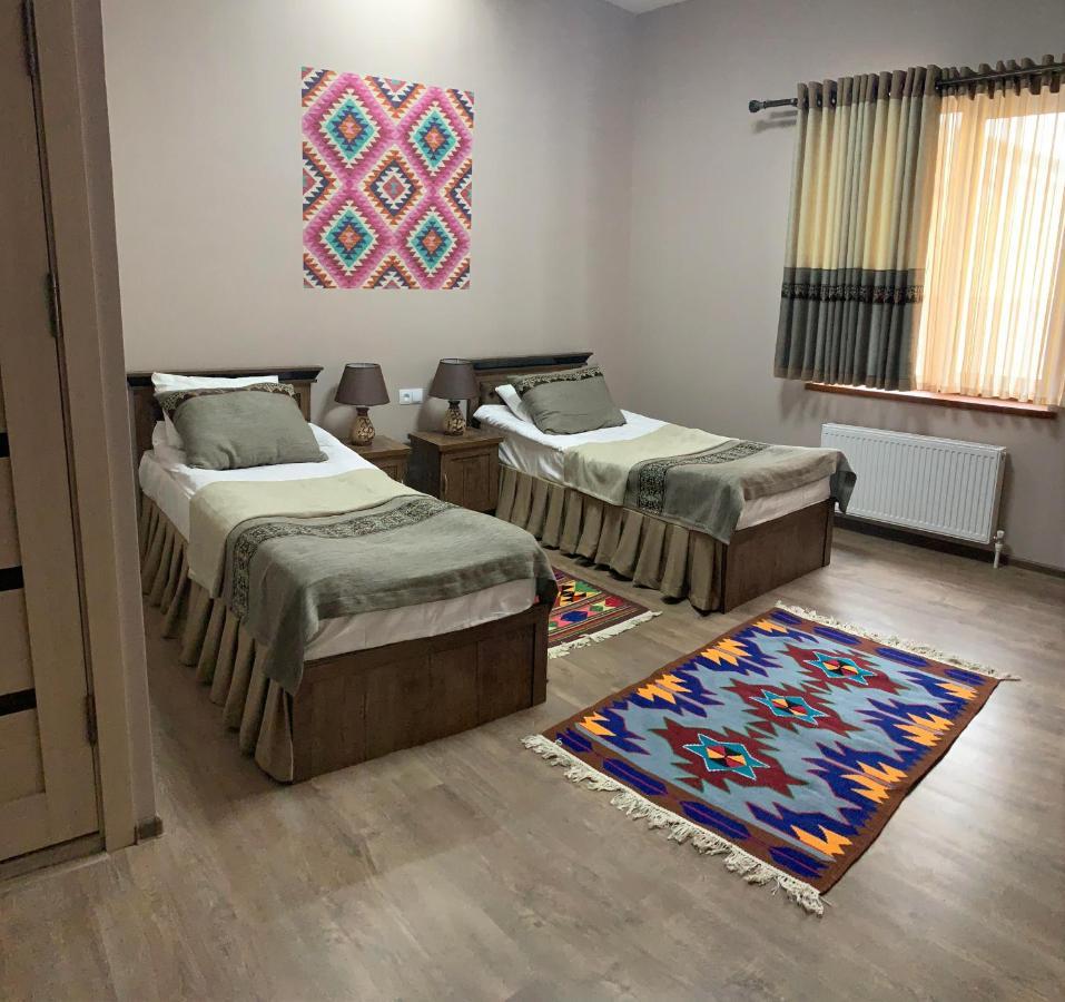 Hotel Al-Rajabiy タシュケント エクステリア 写真